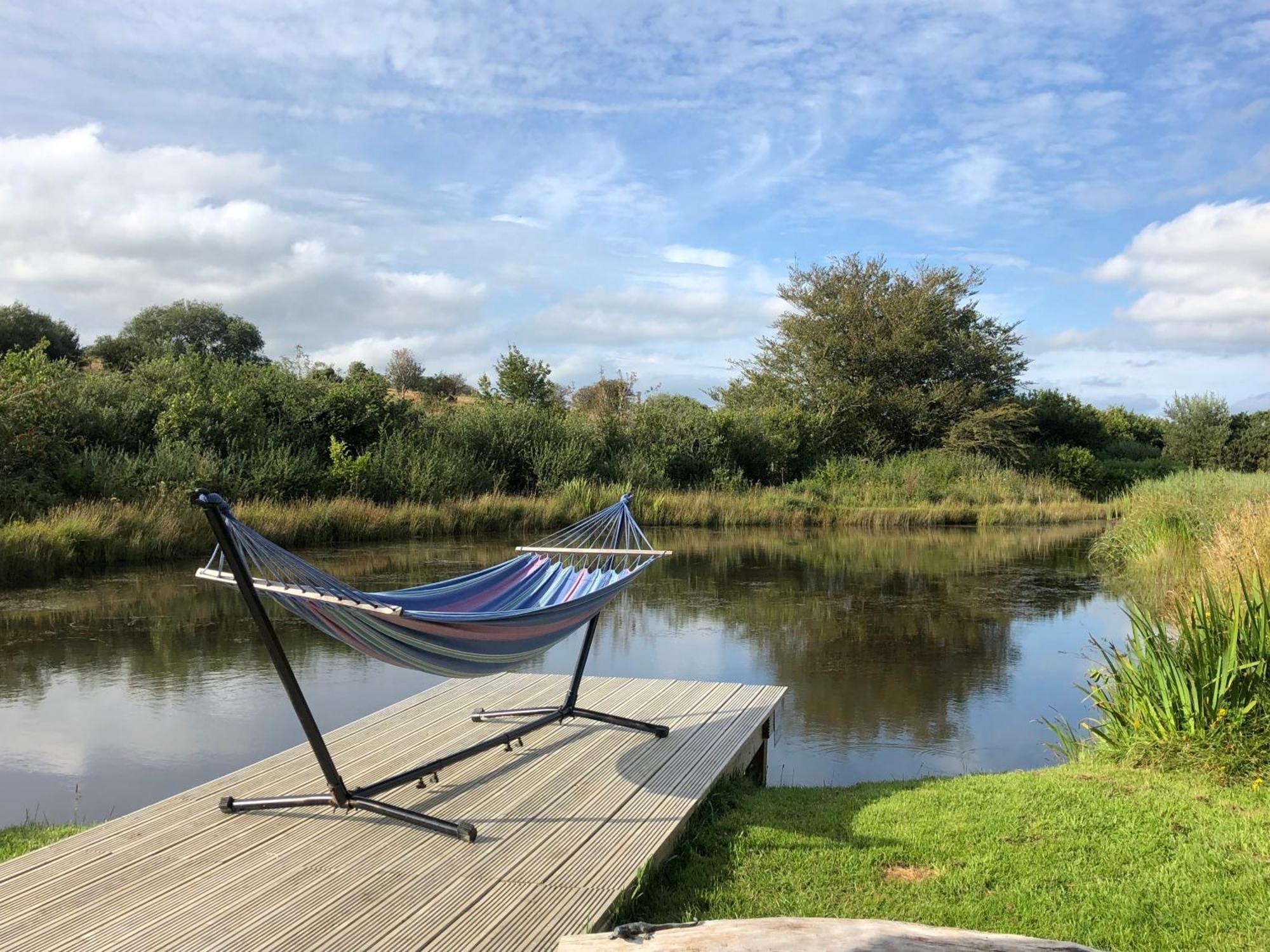 Lake Villa Holiday Cottages Holsworthy Luaran gambar