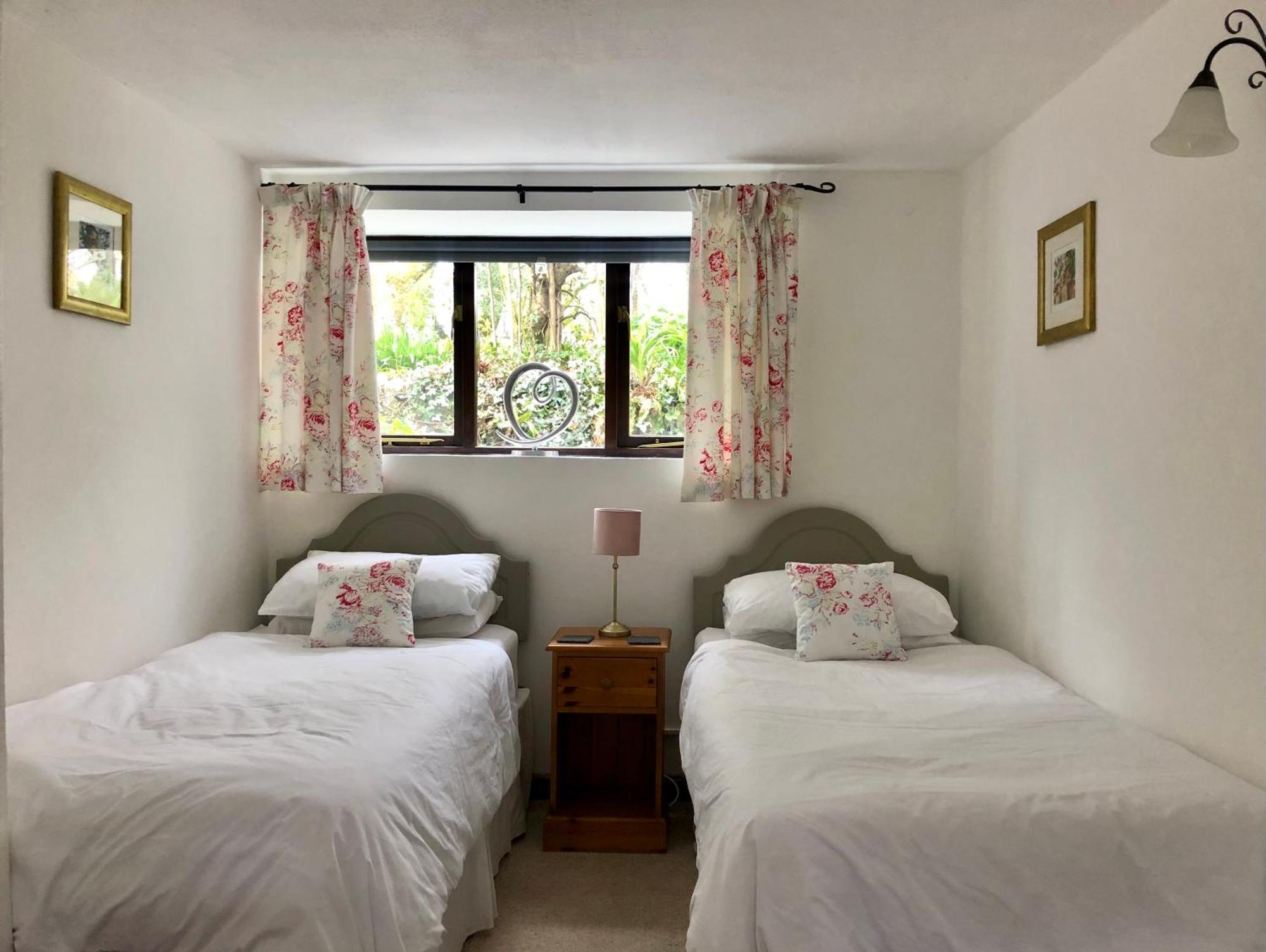 Lake Villa Holiday Cottages Holsworthy Luaran gambar